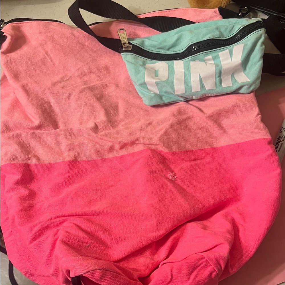 💕💕VS Pink and Mint Tote with Pouch💞